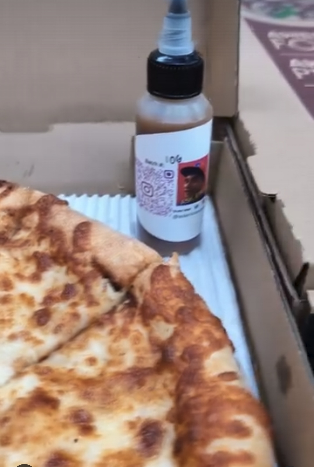 Labor Day riverside pizza pair